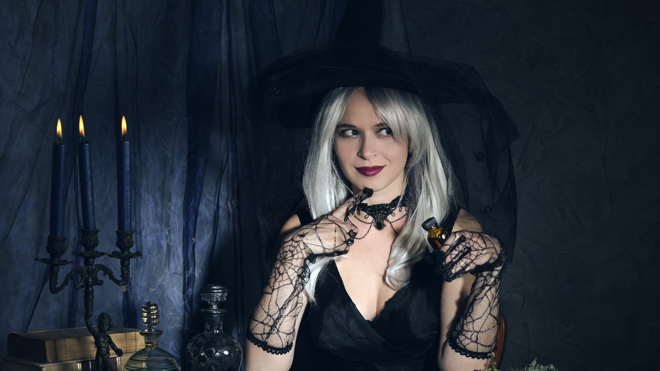 El Simbolismo de las brujas en Halloween: magia, misterio y evolución a lo largo de los años